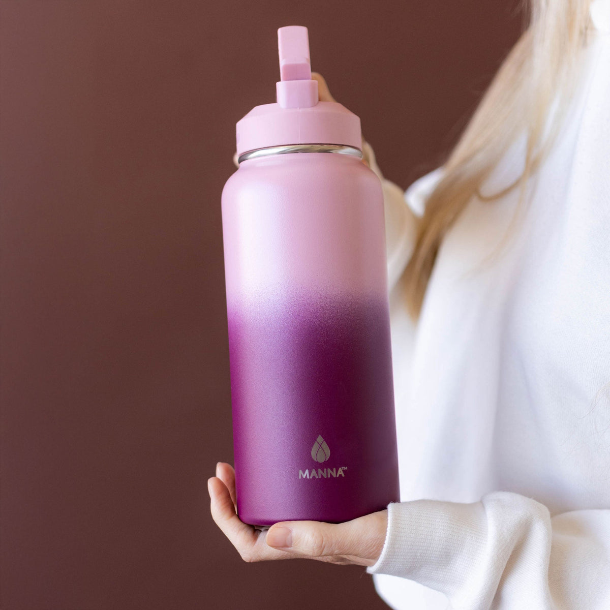 32-oz-powel-bottle-o1 32_Manna_Website_Lifestyles-2.jpg