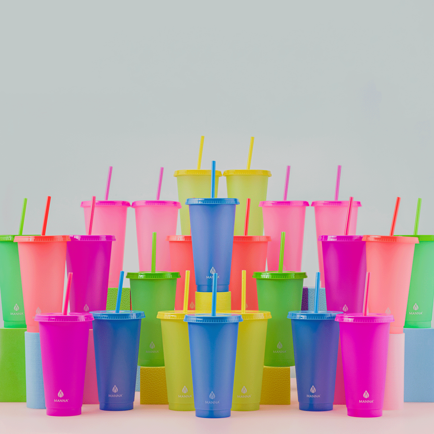 24-piece-original-color-changing-cup-set-o9 A0029811.gif