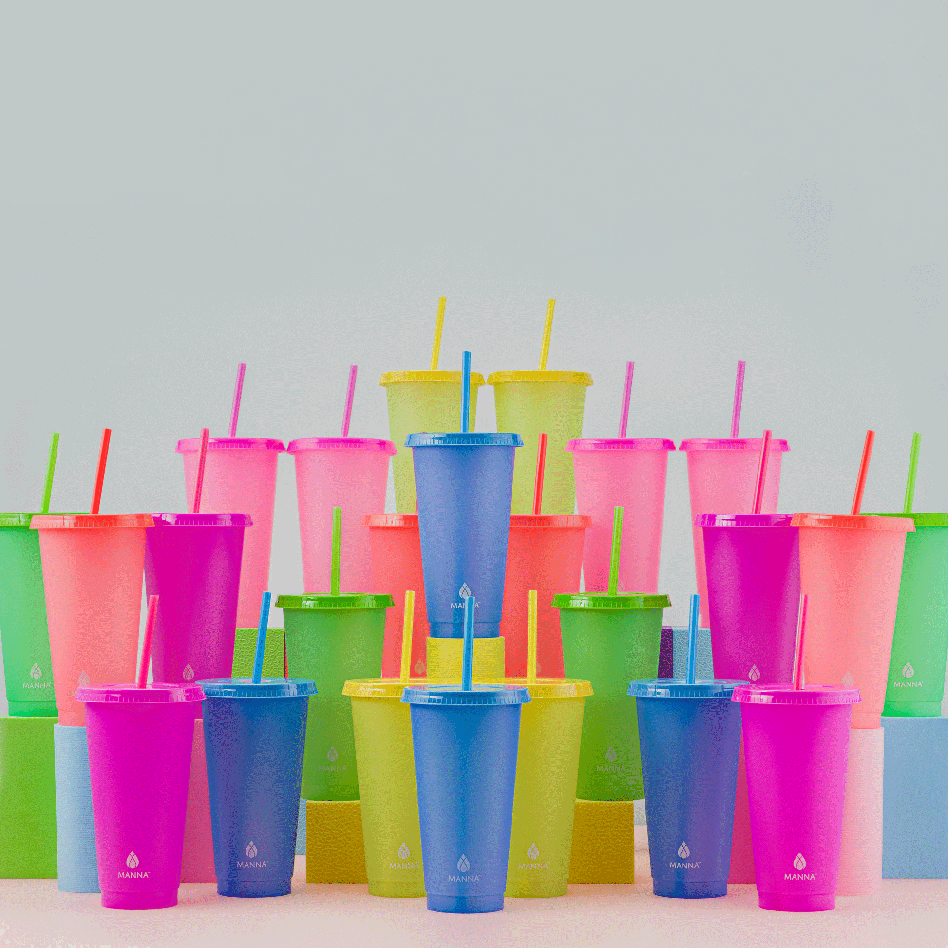 24-piece-original-color-changing-cup-set-o9 A0029811.gif